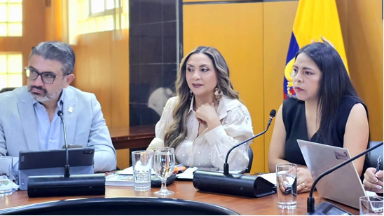 Imagen para los medios: Ordenanza de "Dos en Moto"